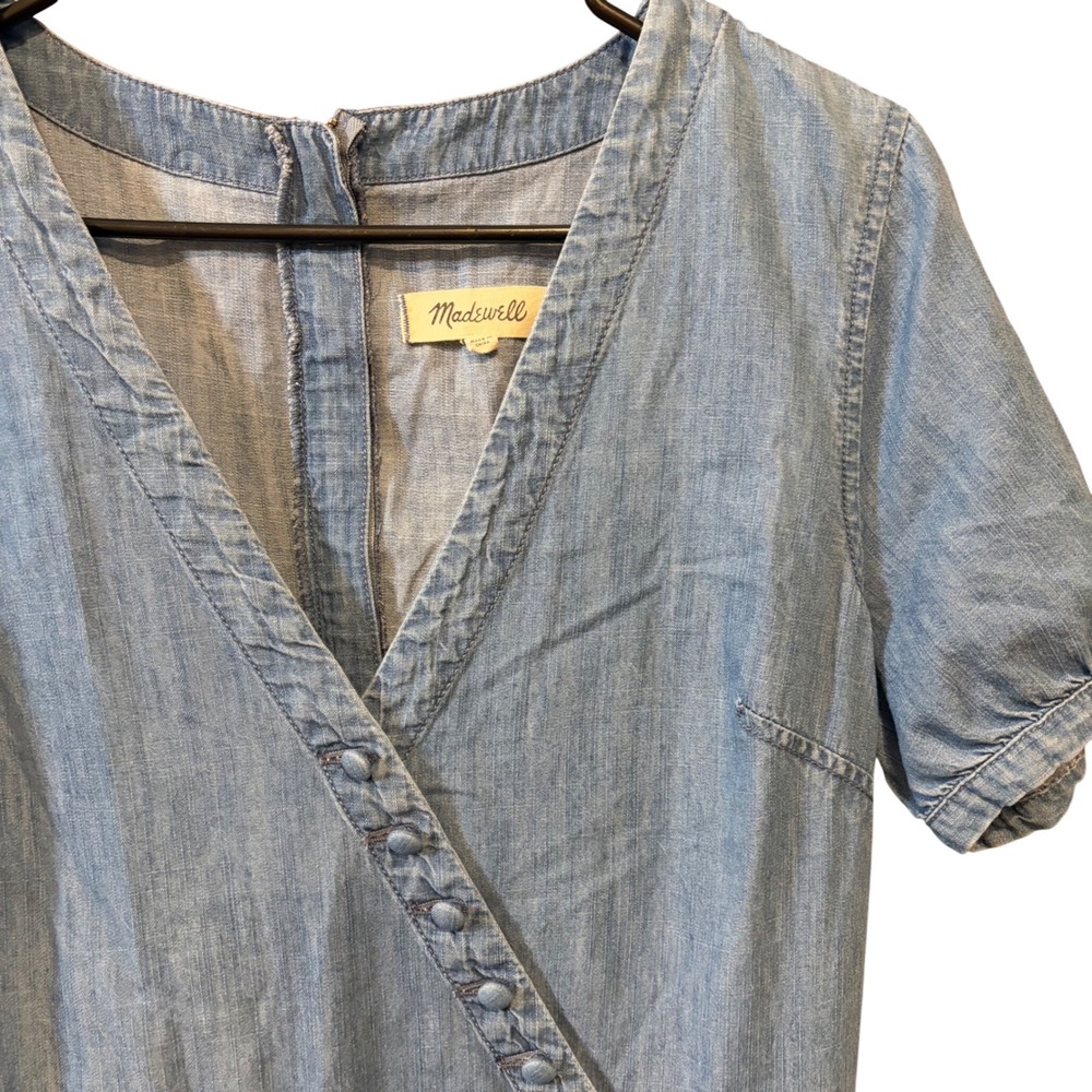 Madewell Denim Jean Button Wrap Romper Short Sleeve V Neck Blue Size 4 EUC - Picture 4 of 9